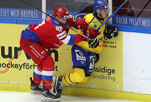 Россия-Швеция 2:1, российская сборная выиграла второй матч шведского этапа Еврохойккейтура